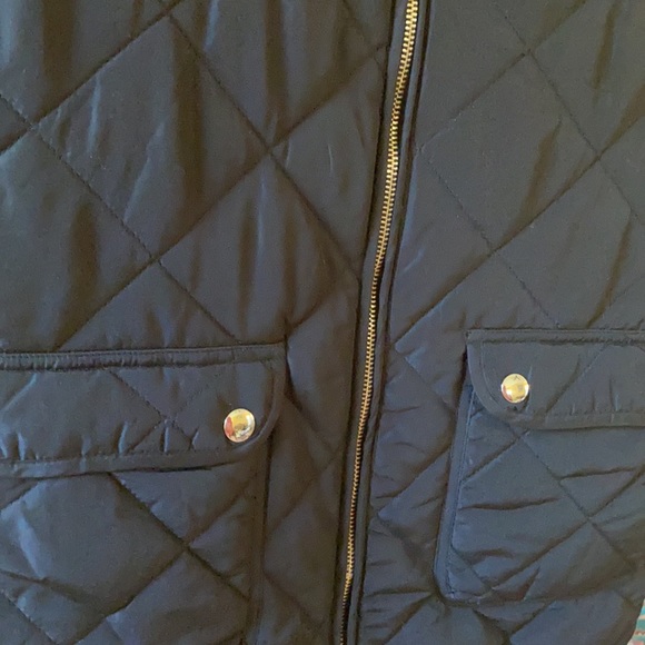 Black quilted puffy vest - Picture 2 of 3